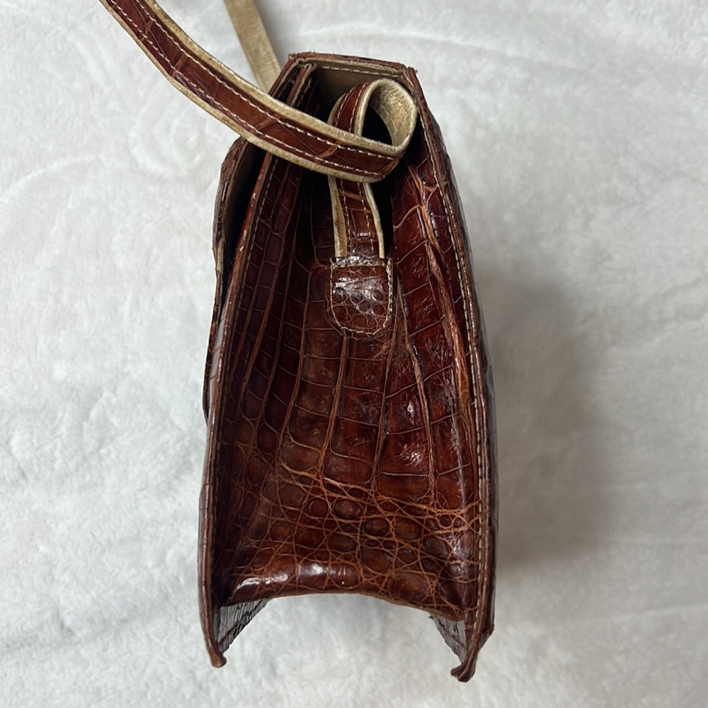Handmade croc bag - Picture 7 of 12
